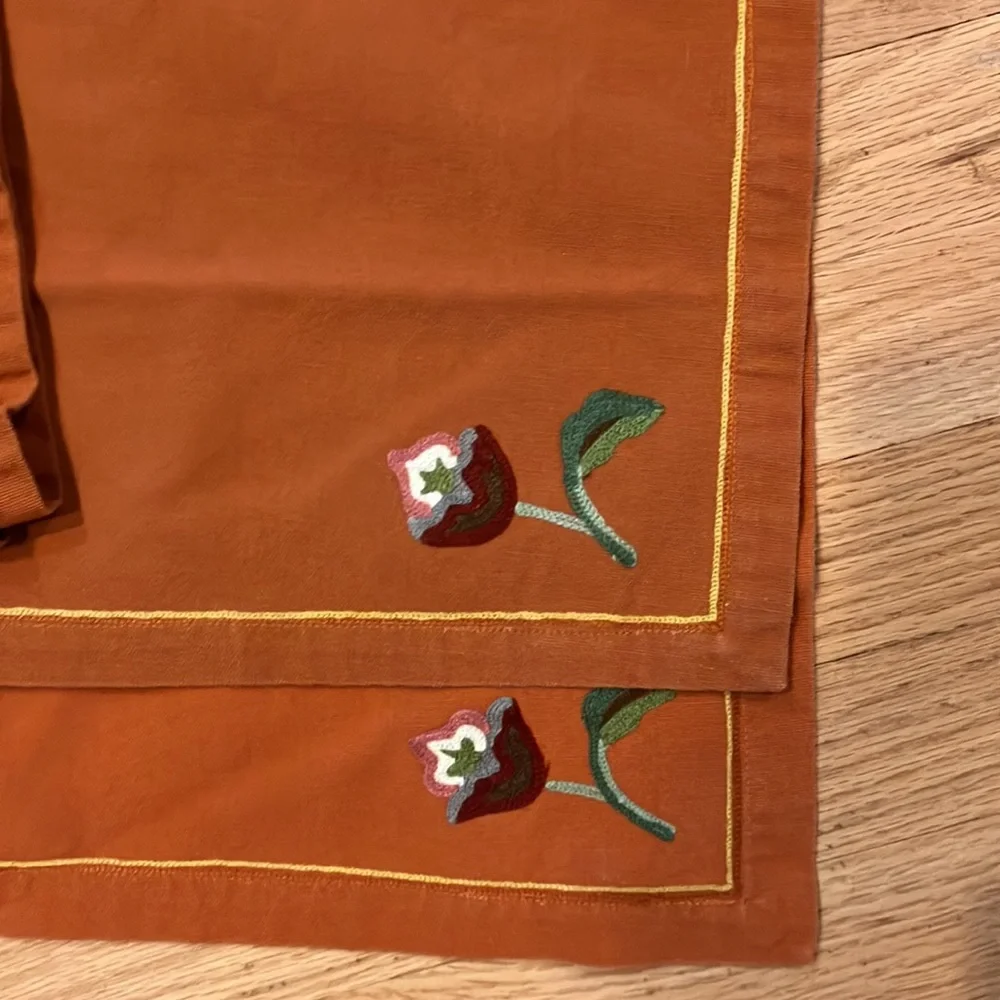 Set of 6 Williams Sonoma cotton dinner napkins fall colors India